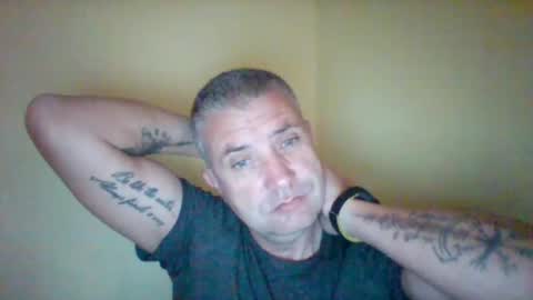 Snapshot of blueiceman5 chatting on December 9, 12:30 pm blueiceman5 online show from December 9, 12:30 pm