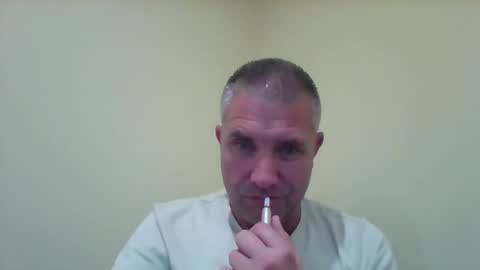 Snapshot of blueiceman5 chatting on October 21, 3:24 pm blueiceman5 online show from October 21, 3:24 pm