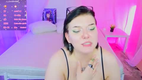 Hi my name is Lunaray online show from November 9, 11:08 am