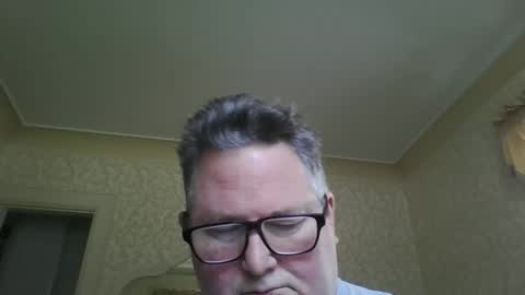 bluemoose70 online show from September 9, 3:44 pm