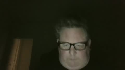 Snapshot of bluemoose70 chatting on February 25, 2:10 am bluemoose70 online show from February 25, 2:10 am