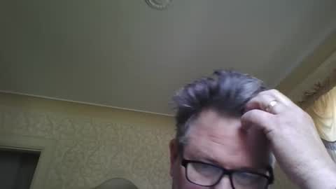 Snapshot of bluemoose70 chatting on June 4, 5:41 pm bluemoose70 online show from June 4, 5:41 pm