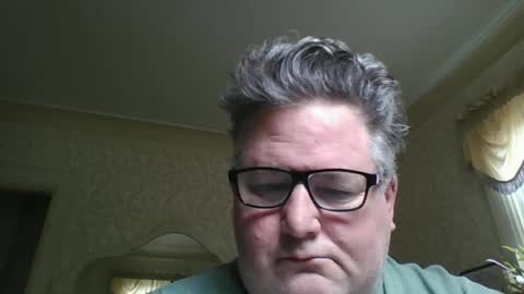 Snapshot of bluemoose70 chatting on June 14, 3:25 pm bluemoose70 online show from June 14, 3:25 pm