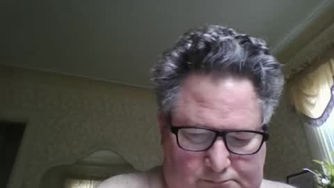 Snapshot of bluemoose70 chatting on June 18, 5:28 pm bluemoose70 online show from June 18, 5:28 pm