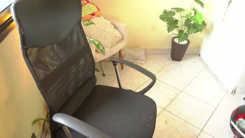 FLORAA online show from January 7, 10:43 am