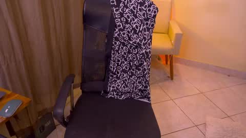 FLORAA online show from March 31, 10:15 am