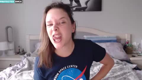 Stacey online show from June 27, 2:16 am