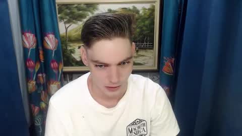 blueeyedboyisasia online show from June 10, 4:12 am