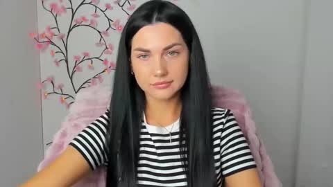 Kelly online show from May 13, 5:38 am
