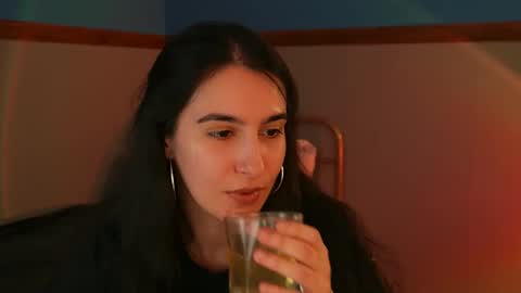 Snapshot of bluntbabe chatting on January 4, 4:33 am Sasha online show from January 4, 4:33 am