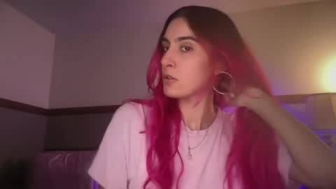 Snapshot of bluntbabe chatting on March 17, 2:38 am Sasha online show from March 17, 2:38 am