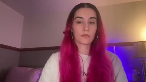 Snapshot of bluntbabe chatting on March 18, 3:53 am Sasha online show from March 18, 3:53 am