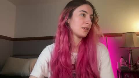 Snapshot of bluntbabe chatting on April 5, 11:13 pm Sasha online show from April 5, 11:13 pm