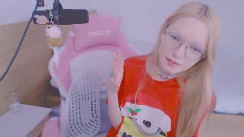  Diana  online show from June 28, 9:37 am
