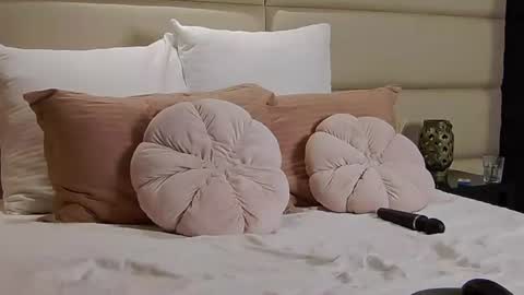 BlushBliss online show from July 10, 9:17 pm