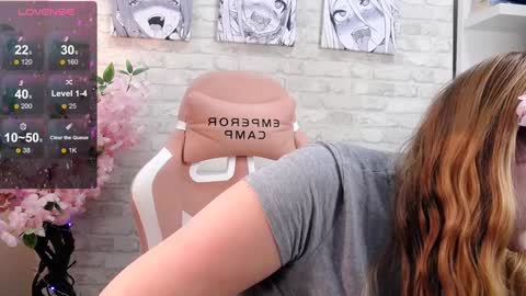Ellie3 online show from December 30, 1:58 pm