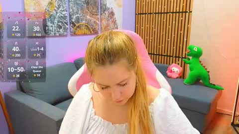 Ellie3 online show from February 12, 3:49 pm