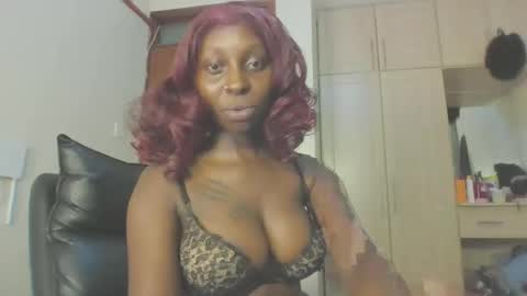 Belle online show from March 12, 6:25 pm