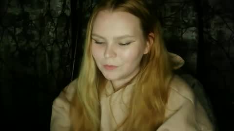 Snapshot of blushing_star chatting on September 26, 4:44 pm blushing_star online show from September 26, 4:44 pm