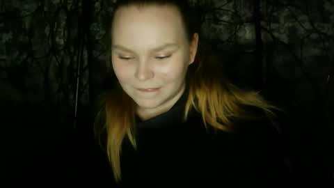 Snapshot of blushing_star chatting on September 29, 4:12 pm blushing_star online show from September 29, 4:12 pm