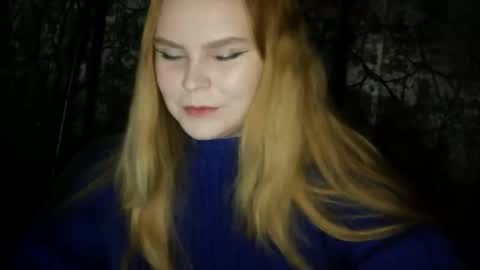 Snapshot of blushing_star chatting on November 17, 4:24 pm blushing_star online show from November 17, 4:24 pm