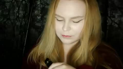 Snapshot of blushing_star chatting on November 21, 4:38 pm blushing_star online show from November 21, 4:38 pm