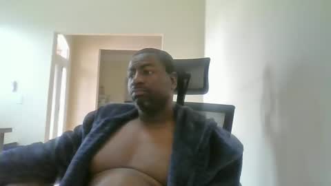 bluuthunder1914 online show from February 3, 3:28 pm