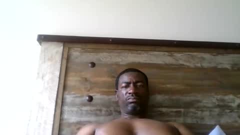 bluuthunder1914 online show from May 16, 4:28 pm