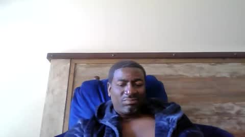 bluuthunder1914 online show from May 18, 2:01 pm