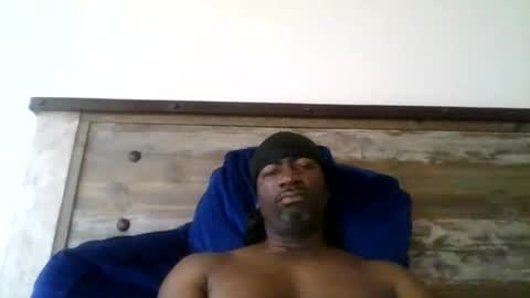 bluuthunder1914 online show from May 30, 3:42 pm