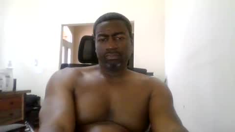 bluuthunder1914 online show from June 9, 5:24 pm