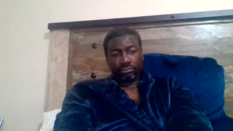 bluuthunder1914 online show from August 4, 2:26 am