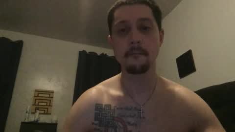 Snapshot of bmiichael327 chatting on April 16, 8:15 am bmiichael327 online show from April 16, 8:15 am