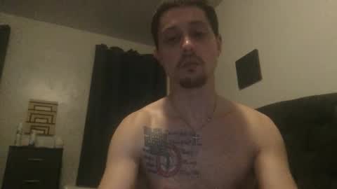 Snapshot of bmiichael327 chatting on May 5, 8:11 am bmiichael327 online show from May 5, 8:11 am