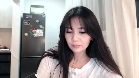 Snapshot of bmw_lovee chatting on March 9, 4:00 pm Liya online show from March 9, 4:00 pm