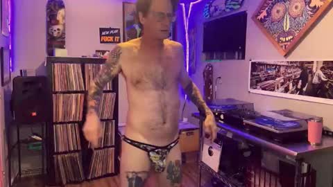 Snapshot of bnczuperzexy chatting on March 16, 5:13 am ZuperZexyZounds online show from March 16, 5:13 am