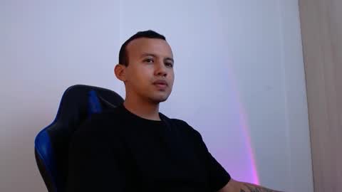 Damian Your favorite boy Bottom online show from February 17, 7:20 pm