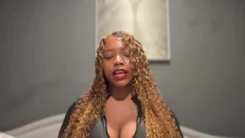 Snapshot of bnwo_goddess chatting on October 22, 9:25 pm online show from October 22, 9:25 pm