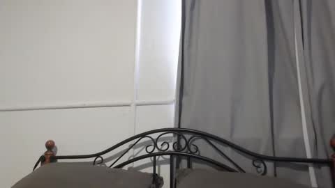 Snapshot of bob123478 chatting on December 7, 11:12 pm bob online show from December 7, 11:12 pm