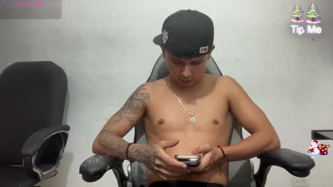 Bob  INDEPENDENT MODEL online show from December 3, 4:36 am