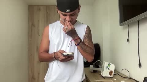 Bob  INDEPENDENT MODEL online show from October 12, 4:28 pm