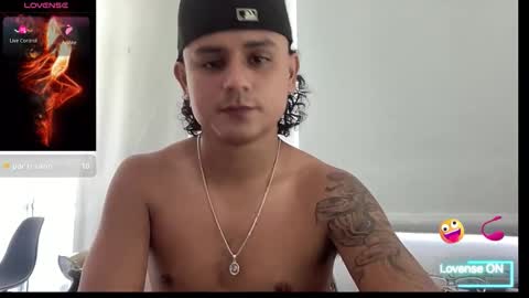 Bob  INDEPENDENT MODEL online show from October 23, 3:00 pm