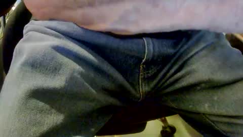 Snapshot of bobbie420_ chatting on October 21, 2:34 am bobbie420_ online show from October 21, 2:34 am