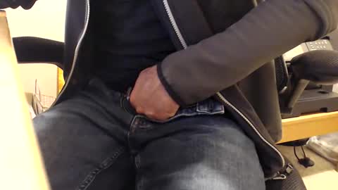 bobbuild online show from November 1, 9:50 pm