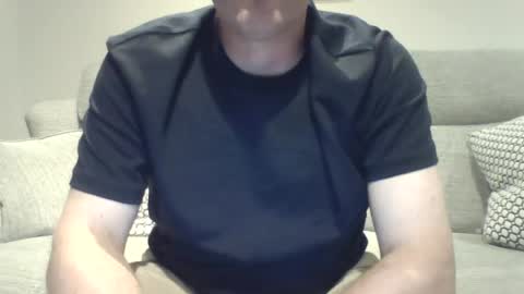 Snapshot of bobby_113 chatting on July 5, 12:17 am bobby_113 online show from July 5, 12:17 am