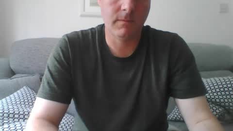 Snapshot of bobby_113 chatting on July 14, 11:16 am bobby_113 online show from July 14, 11:16 am