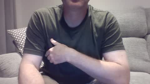 Snapshot of bobby_113 chatting on July 15, 12:38 am bobby_113 online show from July 15, 12:38 am