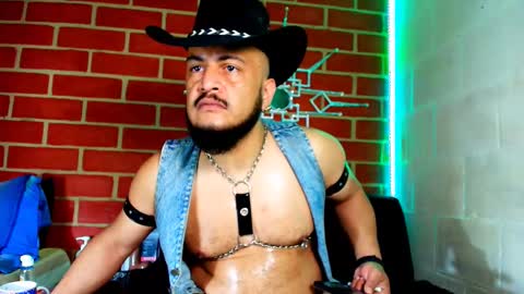 bobby_kbrera online show from February 15, 6:15 pm