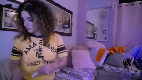 Snapshot of bobbyandsadie chatting on January 16, 7:34 am Bobby and Sadie online show from January 16, 7:34 am