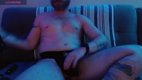 Snapshot of bobbyenglish69 chatting on January 16, 7:56 am Bobby English online show from January 16, 7:56 am